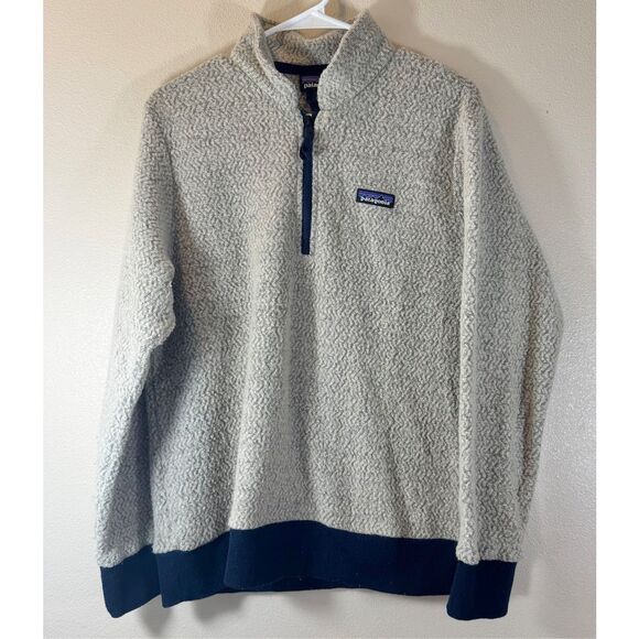 Women’s Patagonia Woolyester Fleece Quarter Zip - Picture 2 of 10